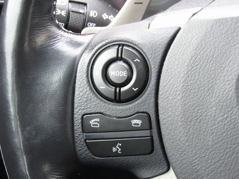 Used 2016 Lexus IS 300 AWD image 24