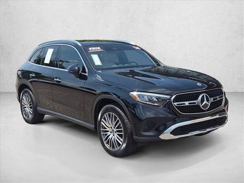 Certified 2026 Mercedes-Benz GLC 300 image 3