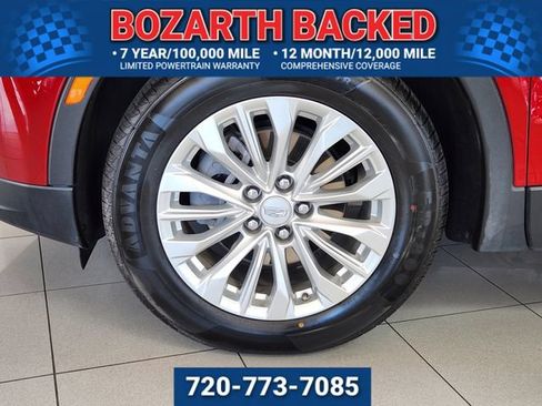 Used 2024 Cadillac XT4 Luxury w/ Cold Weather Package AWD/4WD image 18