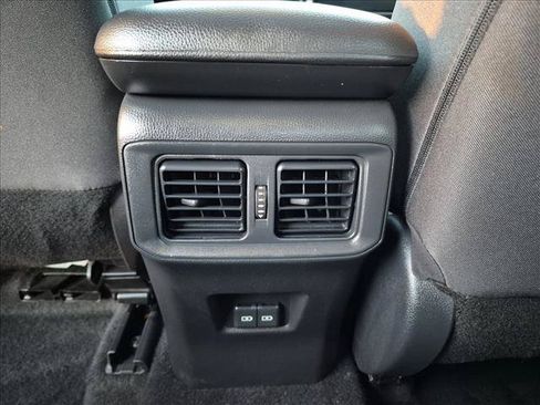 Used 2023 Toyota RAV4 XLE w/ Convenience Package AWD/4WD image 17