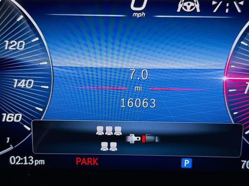 Used 2024 Mercedes-Benz GLS 580 4MATIC w/ Night Package image 12