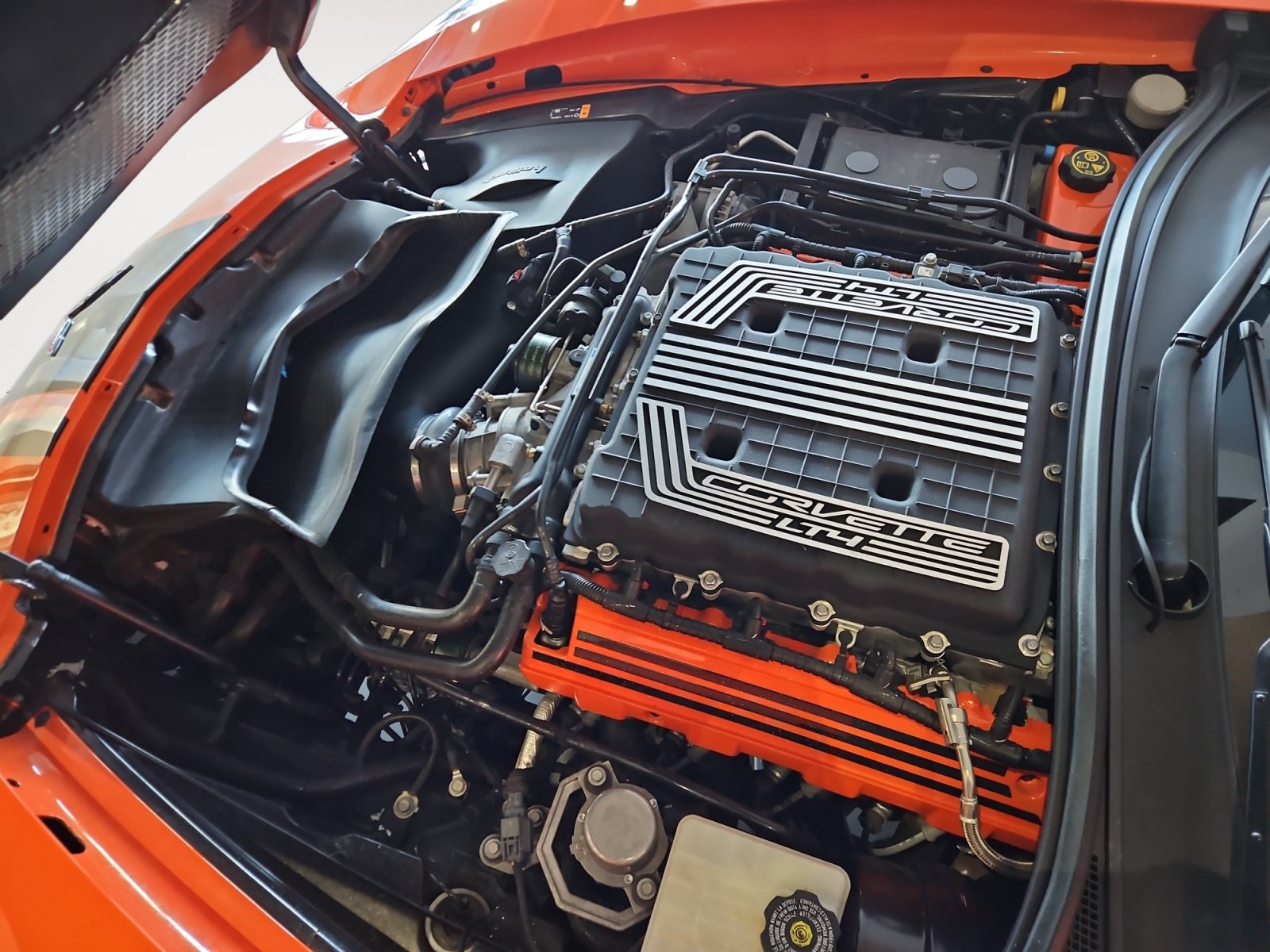 Used 2019 Chevrolet Corvette Z06 RWD image 15