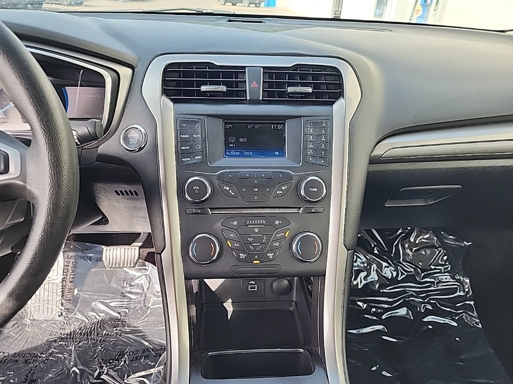 Used 2018 Ford Fusion S FWD image 15