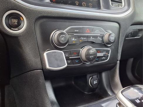 Used 2015 Dodge Charger R/T RWD image 25
