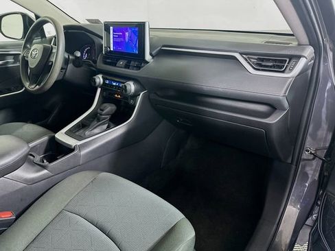 Certified 2024 Toyota RAV4 XLE FWD image 27
