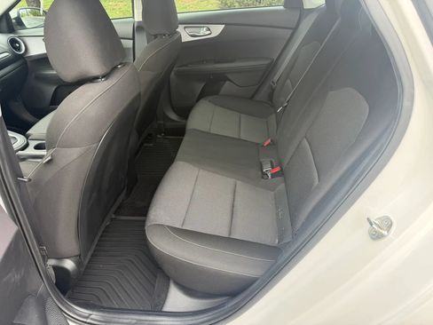 Used 2023 Kia Forte LXS FWD image 11