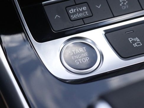 Used 2025 Audi Q7 2.0T Premium Plus image 24