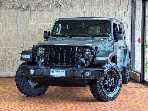 Used 2023 Jeep Wrangler Unlimited w/ Sun & Screen Package AWD/4WD image 2