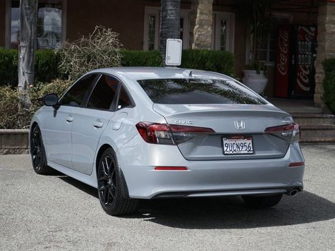 Used 2025 Honda Civic Sport image 6