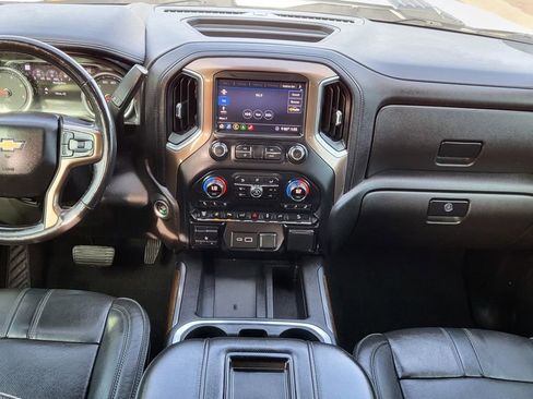 Used 2020 Chevrolet Silverado 2500 High Country w/ Z71 Off-Road Package image 25