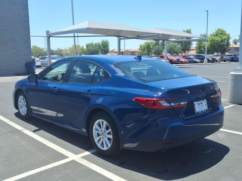 Used 2025 Toyota Camry LE FWD image 6