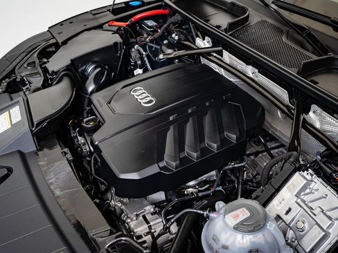 Certified 2025 Audi Q5 2.0T Premium Plus w/ Premium Plus Package image 38