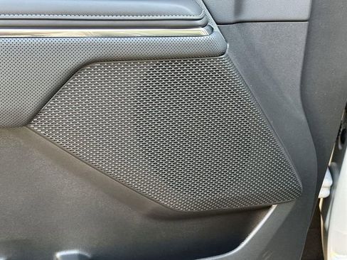 New 2026 GMC Sierra EV Elevation image 19