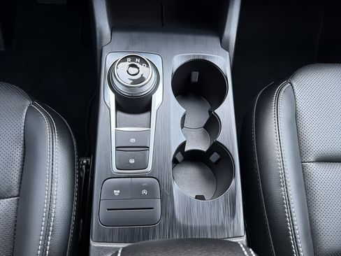 Used 2022 Ford Escape SEL image 22