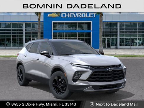 New 2025 Chevrolet Blazer LT w/ Midnight/Sport Edition image 8