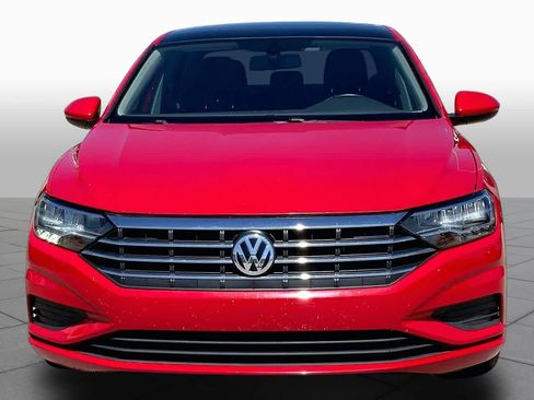 Used 2019 Volkswagen Jetta SE FWD image 3