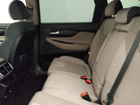 Used 2019 Hyundai Santa Fe SE image 18