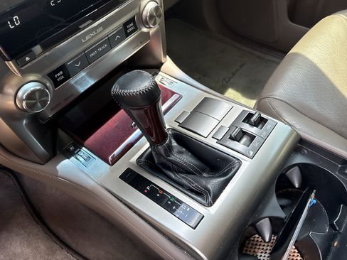 Used 2014 Lexus GX 460 w/ Premium Package AWD/4WD image 26
