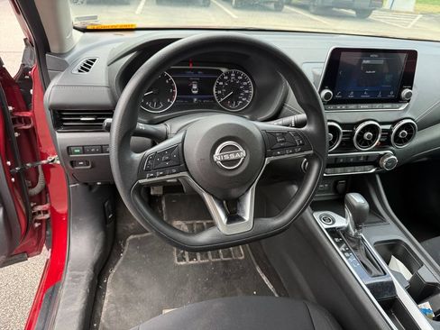 Used 2024 Nissan Sentra SV FWD image 15