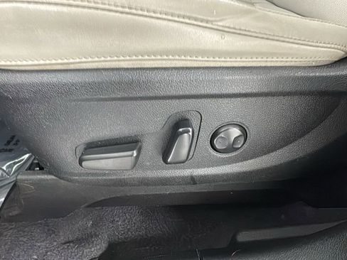 Used 2022 Kia Telluride S image 11