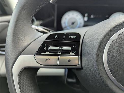 New 2026 Hyundai Elantra Limited FWD image 13