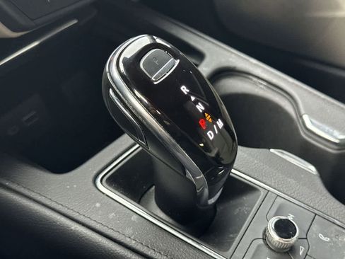 Used 2023 Cadillac XT4 Premium Luxury FWD image 21