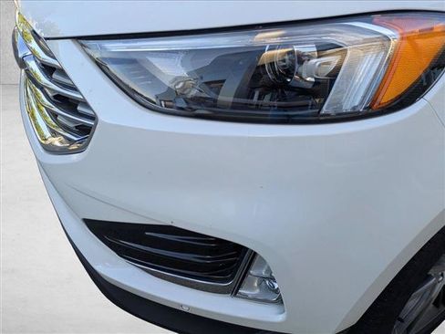 Used 2024 Ford Edge Titanium AWD/4WD image 9