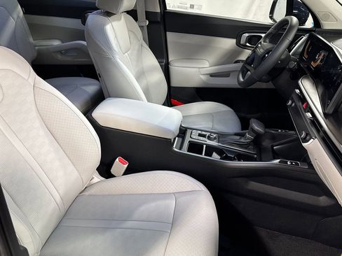 New 2026 Kia Sorento S w/ S Panoramic Sunroof Package FWD image 26