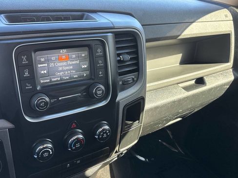 Used 2015 RAM 1500 Express image 38