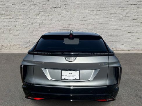 Certified 2025 Cadillac Lyriq Luxury RWD image 4