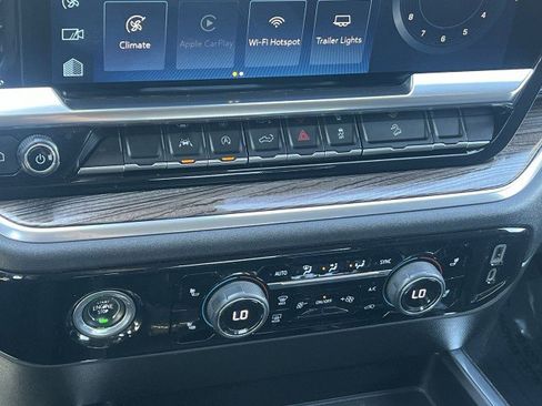 Used 2023 Chevrolet Silverado 1500 RST w/ Z71 Off-Road Package image 17