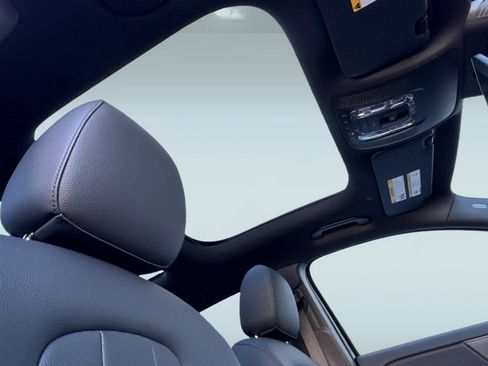 New 2026 Mercedes-Benz GLA 250 image 13