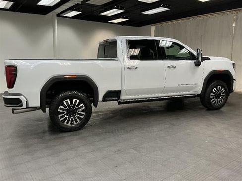 New 2026 GMC Sierra 2500 Denali Ultimate w/ Max Trailering Package AWD/4WD image 6