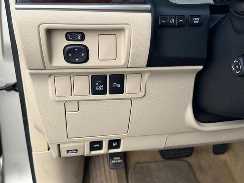 Used 2013 Lexus ES 350 w/ Luxury Pkg image 18