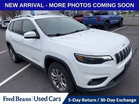 Used 2019 Jeep Cherokee Latitude Plus w/ Comfort/Convenience Group image 7