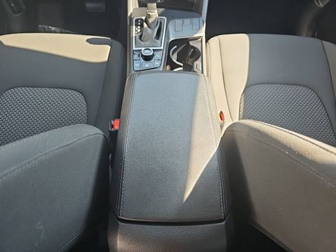 Used 2025 Kia Sportage LX FWD image 27