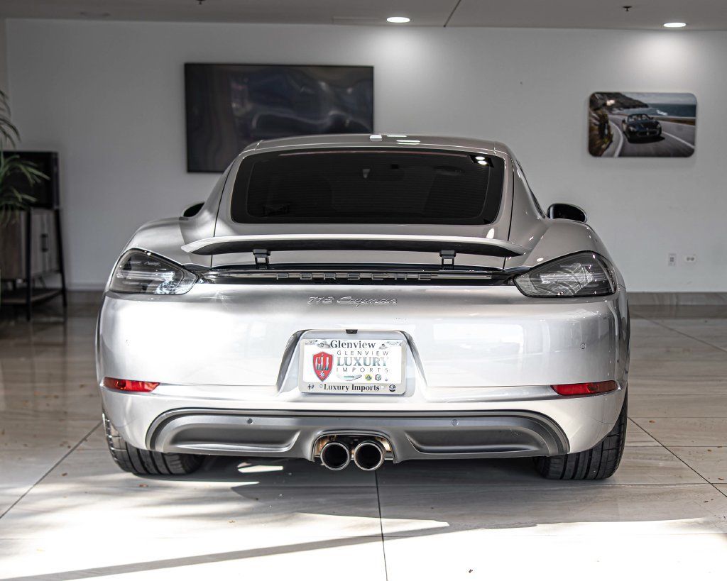 Used 2024 Porsche 718 Cayman RWD image 13