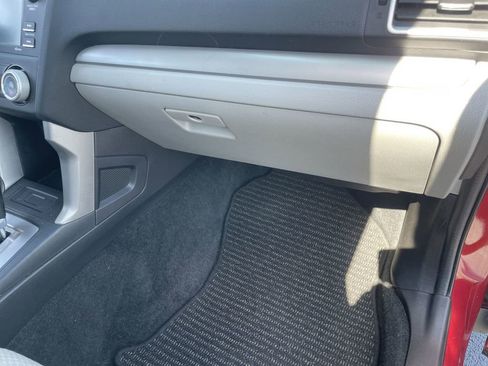 Used 2017 Subaru Forester 2.5i w/ Popular Package #2A image 30
