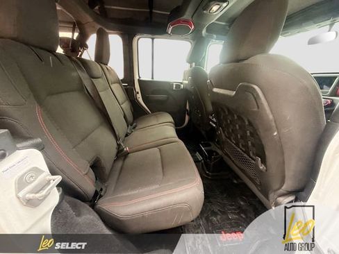 Used 2018 Jeep Wrangler Unlimited Rubicon w/ Cold Weather Group image 26