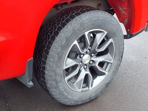 Certified 2023 Chevrolet Silverado 1500 LT AWD/4WD image 12
