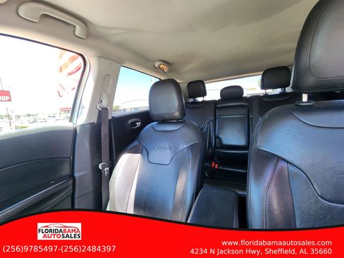 Used 2019 Jeep Compass Limited AWD/4WD image 15