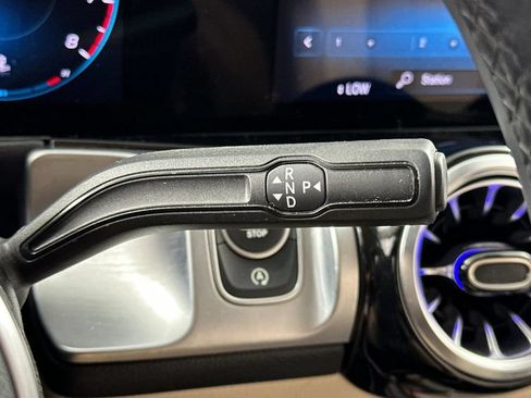 Certified 2022 Mercedes-Benz GLB 250 4MATIC image 25