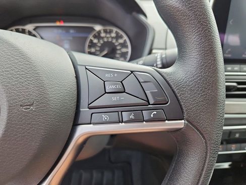 Used 2023 Nissan Altima 2.5 SV image 12