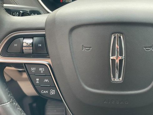 Used 2020 Lincoln Nautilus Reserve w/ Equipment Group 201A image 31