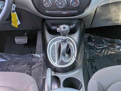 Used 2019 Kia Soul FWD image 19