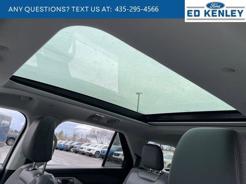 New 2026 Ford Explorer Active w/ Active Comfort Package image 6