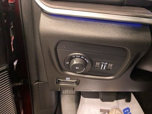 Used 2021 Jeep Grand Cherokee L Overland image 21