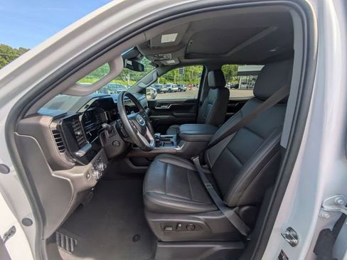 Used 2024 GMC Sierra 1500 SLT w/ SLT Premium Plus Package AWD/4WD image 26