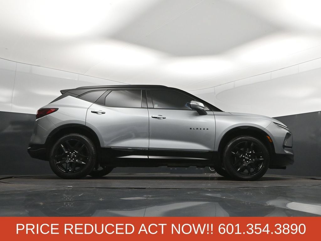 Used 2024 Chevrolet Blazer RS w/ Driver Confidence II Package FWD image 43