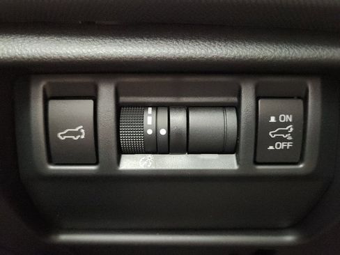 Used 2026 Subaru Forester Premium image 9